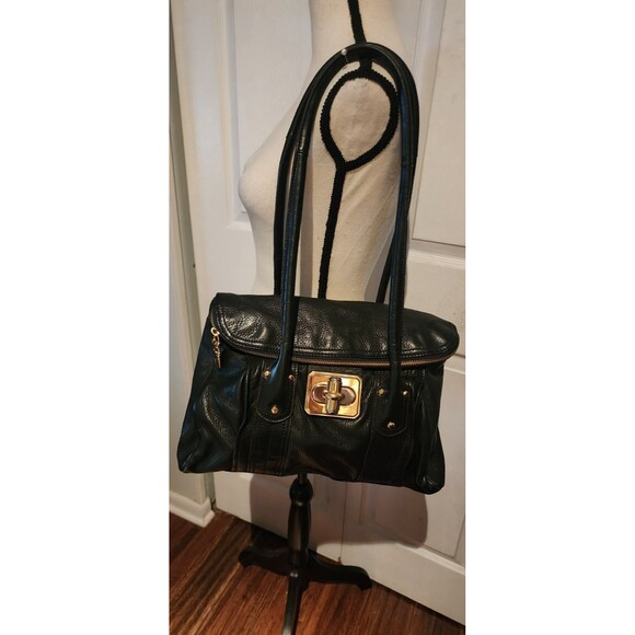 B. MAKOWSKY Black Butter Soft LEATHER Hobo TurnLock Lg Shoulder Bag Purse VguC - Picture 1 of 16